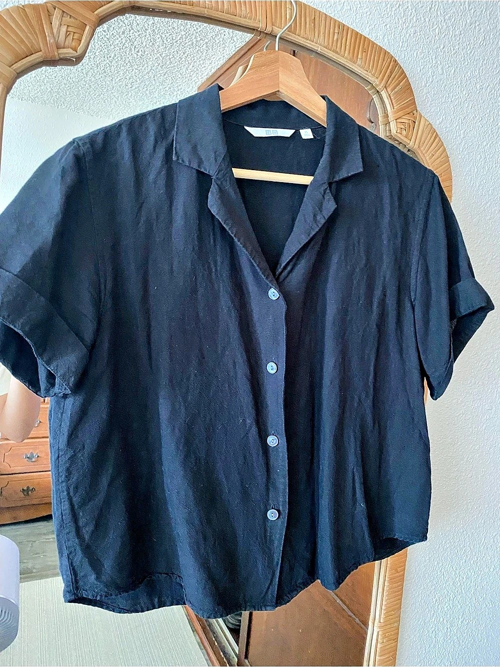 Uniqlo Linen Blend Open Collar Short Sleeve Shirt Black XS